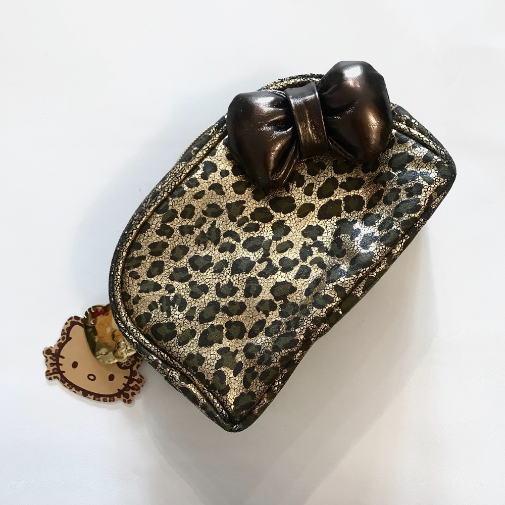 Adorable Leopard Hello Kitty Sanrio Makeup Bag